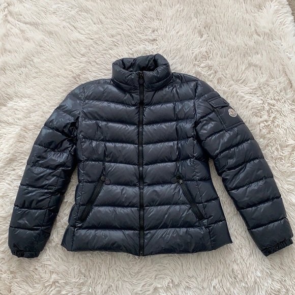 Moncler navy puffer jacket sz 3